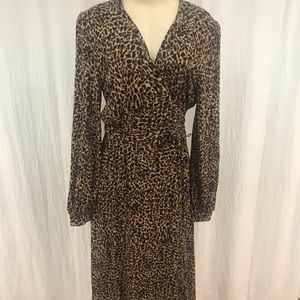 Ok Bennett animal print wrap dress size 8